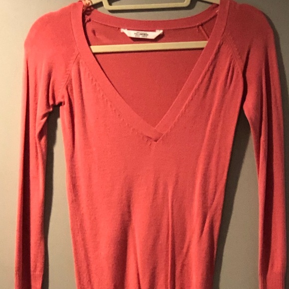 Pull & bear brand coral v neck sweater - Picture 1 of 1